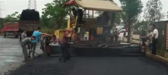 紅河1號養(yǎng)生谷展示中心，質(zhì)量與進度齊驅(qū)并進